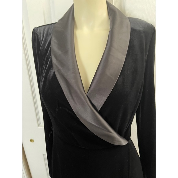 Velour tuxedo dress 4 - Picture 3 of 6